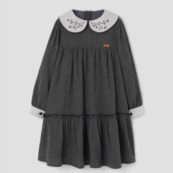 Popelin dress black gingham with embroidered baby collar || 48.4